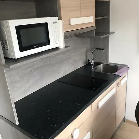 Penguin 2129 Apartmán Vratislav